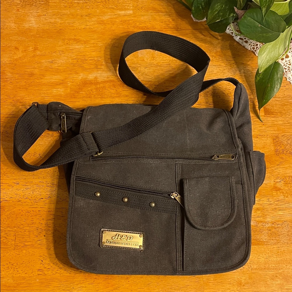 H & D - Men's Crossbody Bag